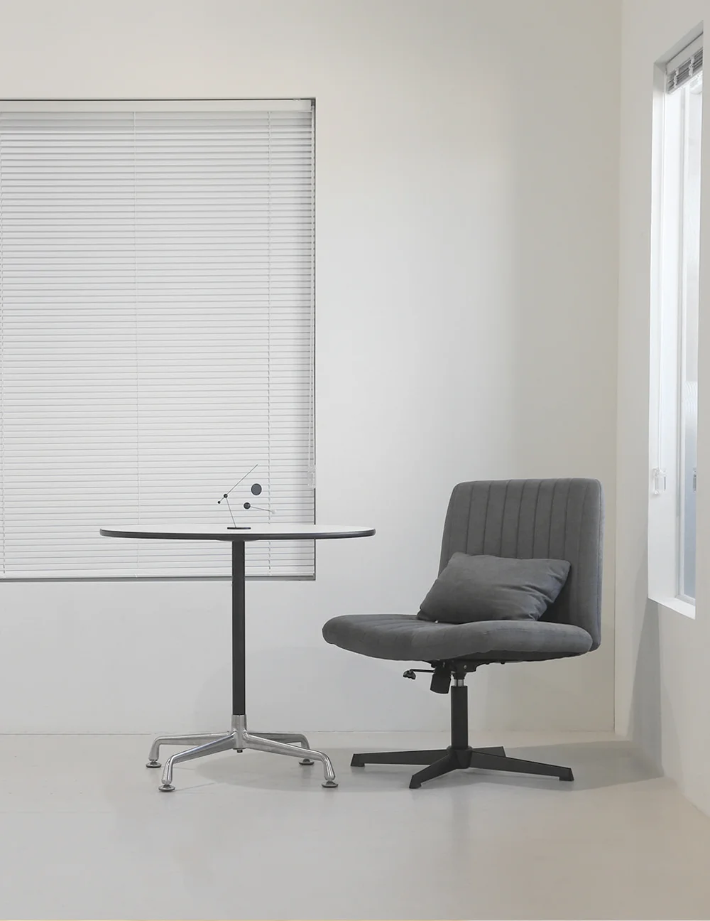 로넬 빈티지 패브릭 디자인 네일샵 카페 의자 6color 상세 이미지 3
